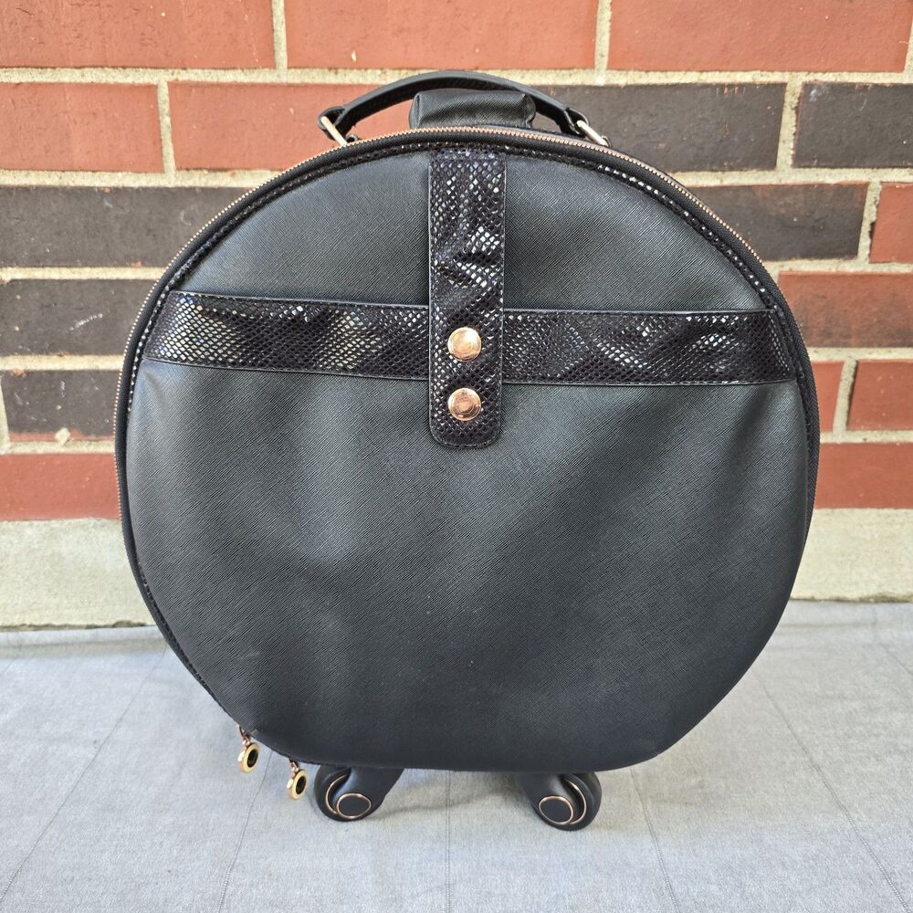 Chic Black Round Travel Bag